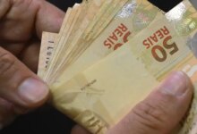Foto de Segunda parcela do 13º salário deve ser paga até a próxima sexta-feira