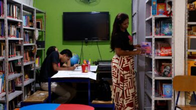 Foto de Iniciativas públicas e comunitárias aproximam brasileiros dos livros