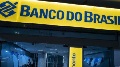 Foto de Ibovespa fica estável e dólar recua com fim do shutdown; BB cai 3,5% após balanço