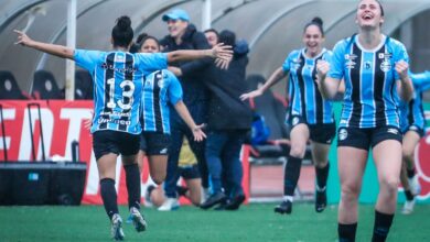 Foto de Com emoção, Grêmio e Flamengo avançam à final da Copinha Feminina