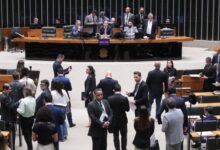 Foto de Câmara aprova mudanças em projeto que desbloqueia recursos do Fundo Social para saúde e educação – Notícias
