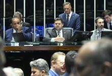 Foto de Senado aprova redução da pena de condenados pelo 8/1 e trama golpista