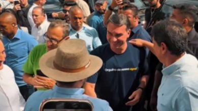Foto de “mais perto de nós que do outro lado”